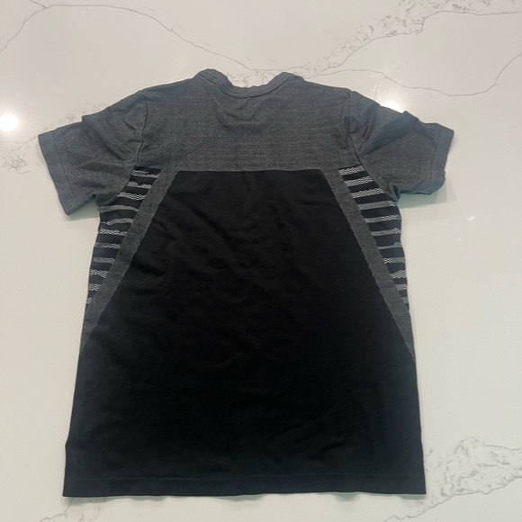 Boys under armour set - Picture 2 of 7